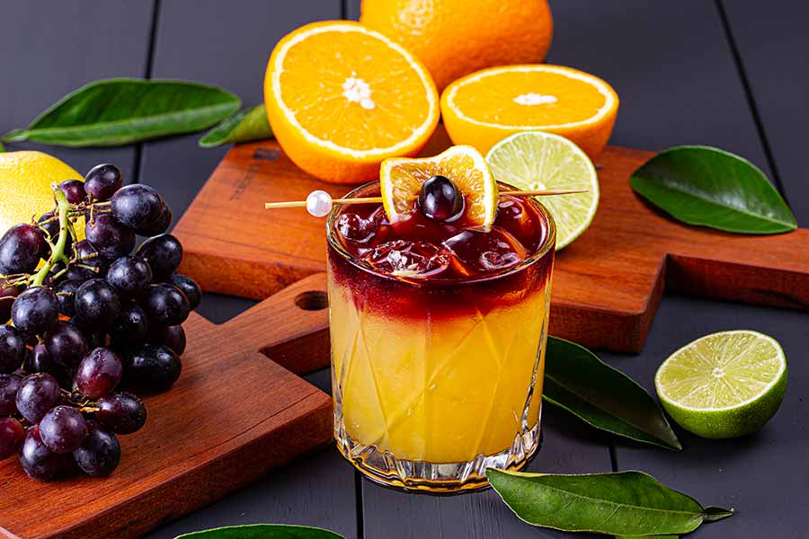 Caipirinha de laranja com uva