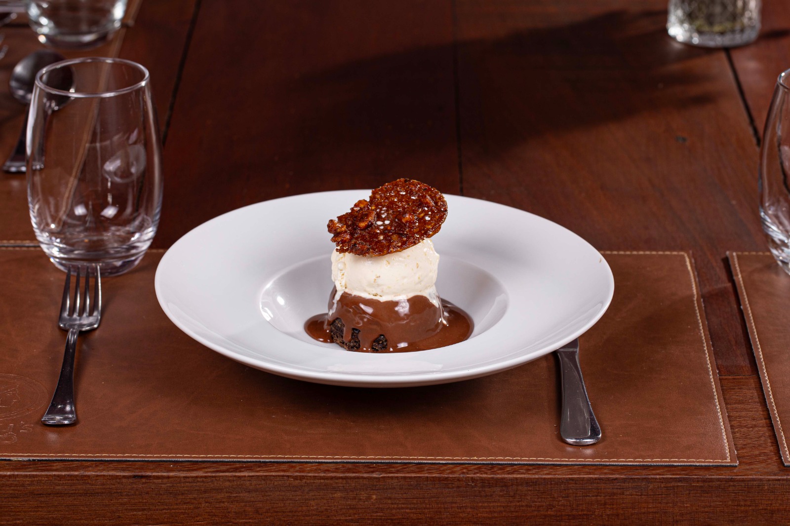 Bolo quente de chocolate